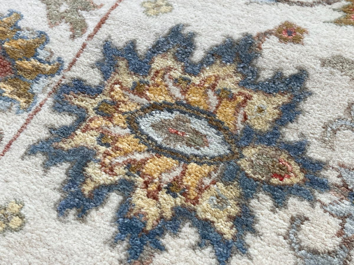Classic Agra Runner