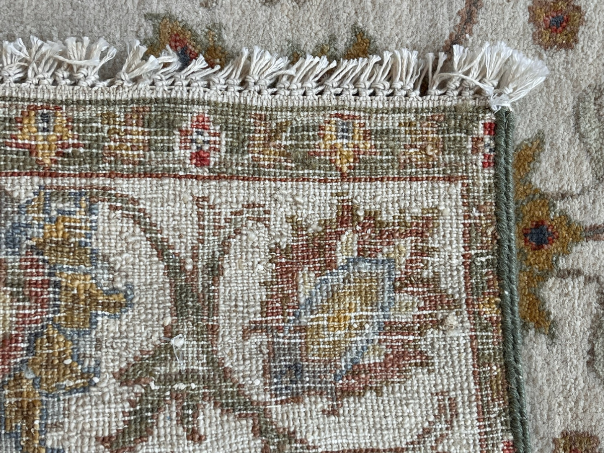Classic Agra Runner