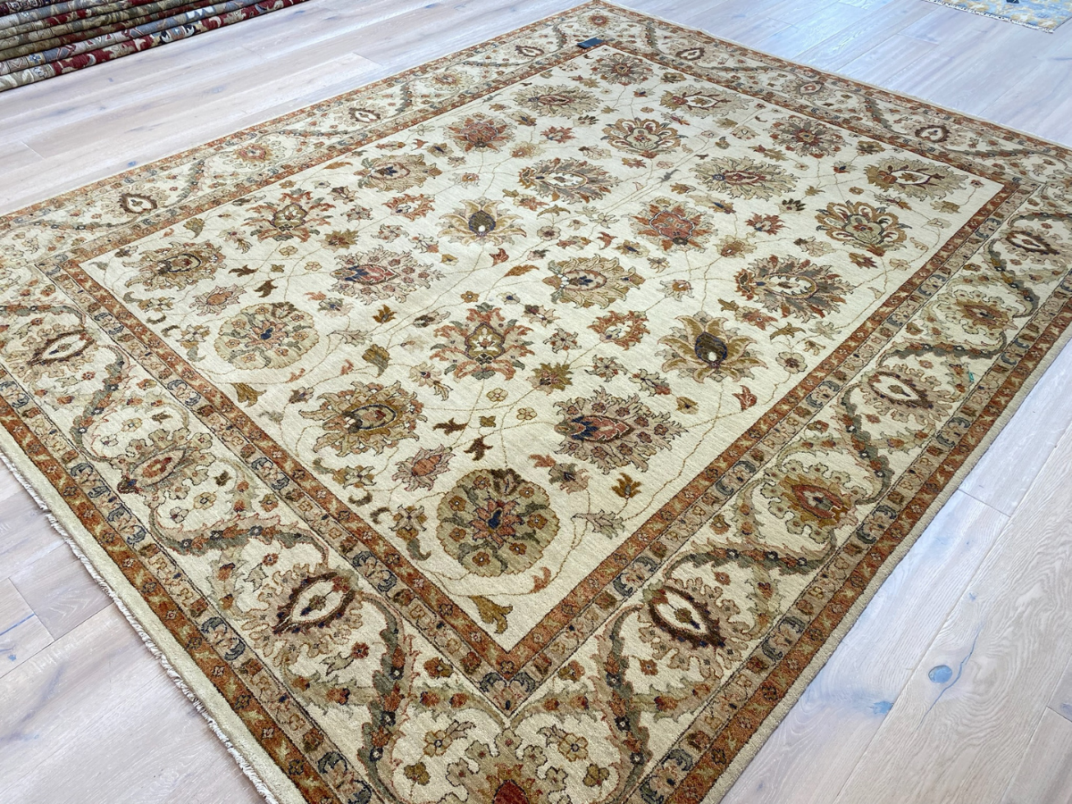 Classic Agra Rug