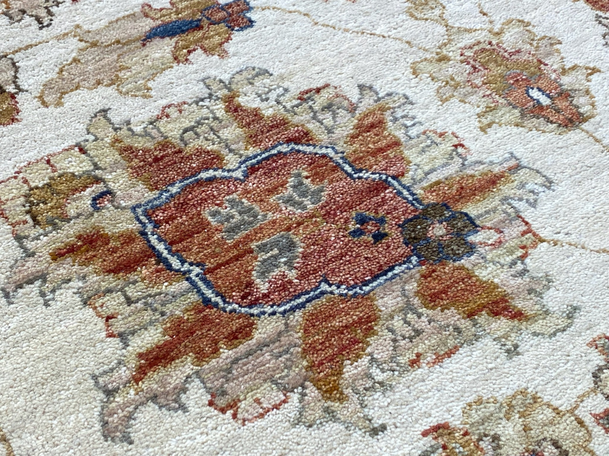 Classic Agra Rug