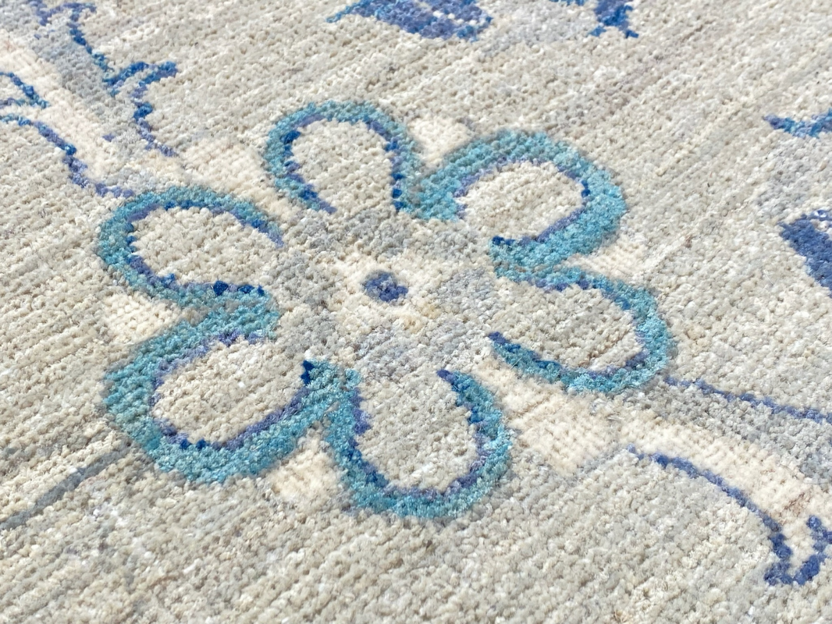 Large Fine Sultanabad Rug