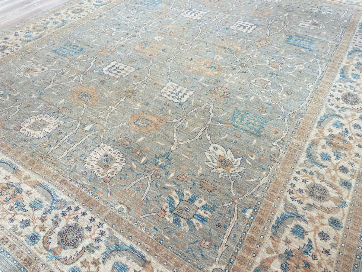 Large Fine Sultanabad Rug