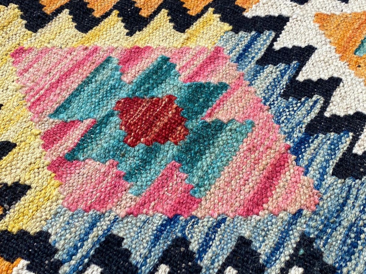 Kundoz Kilim Rug