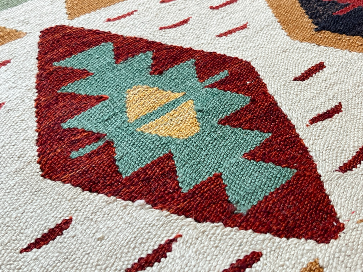 Large Vintage Yarn Kilim Rug