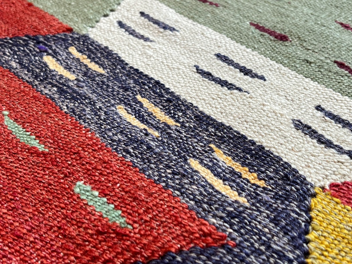 Large Vintage Yarn Kilim Rug