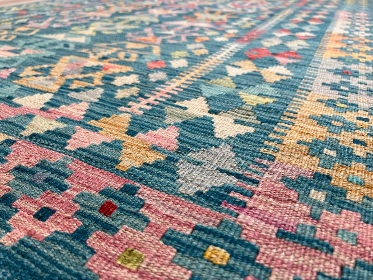 Kundoz Kilim Rug