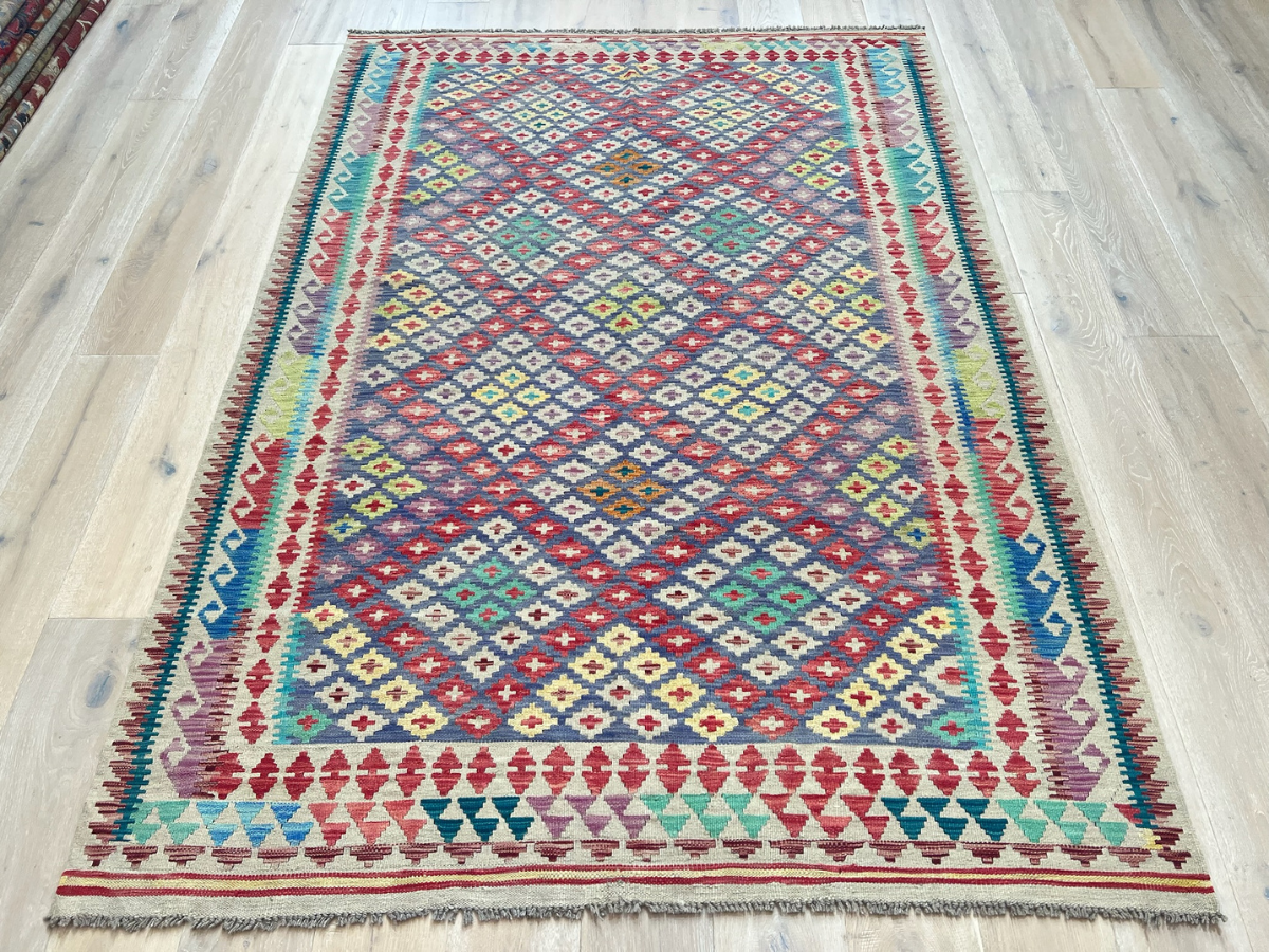 Kundoz Kilim Rug