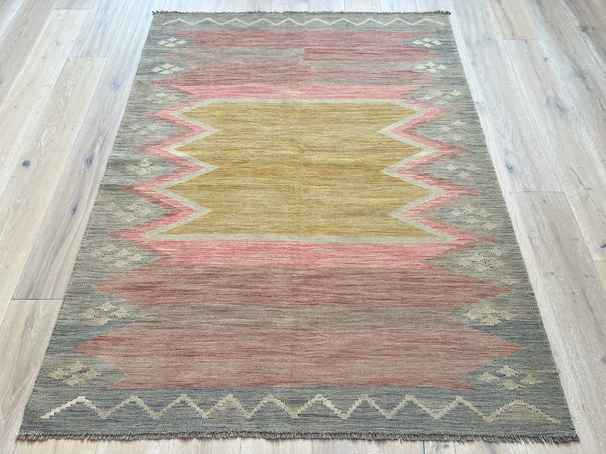 Kundoz Kilim Rug