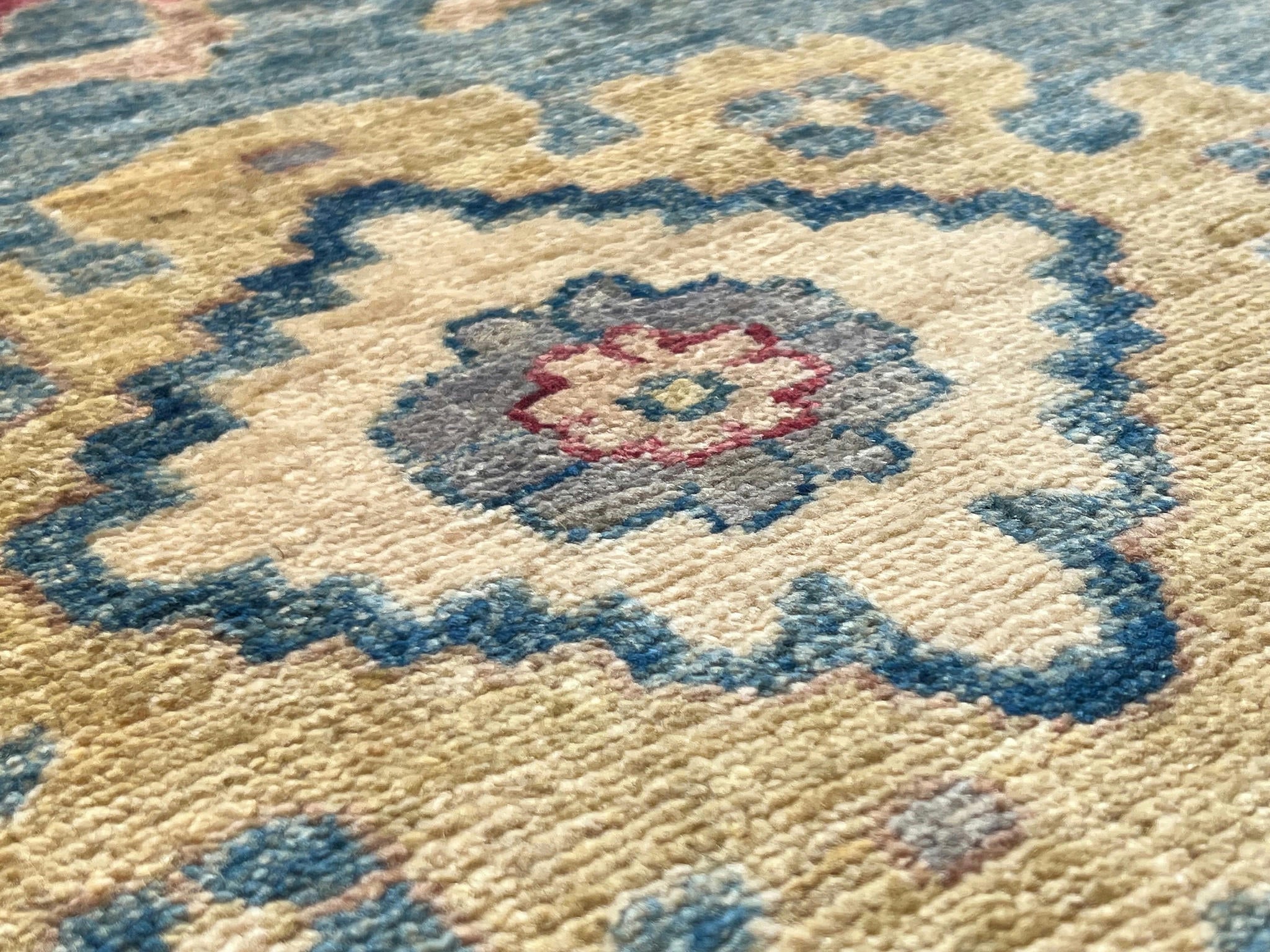 Large Aryana Rug