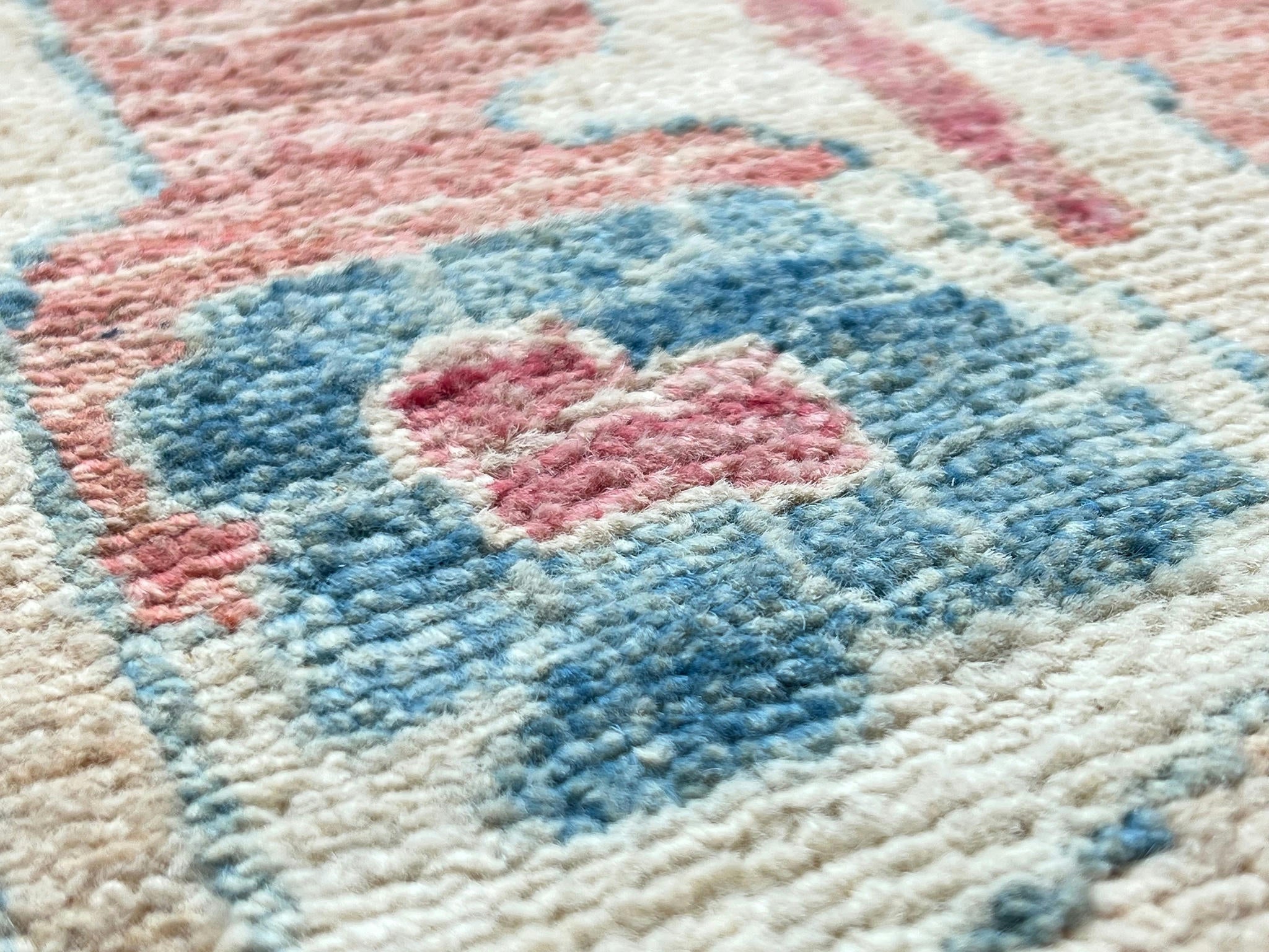 Large Aryana Rug