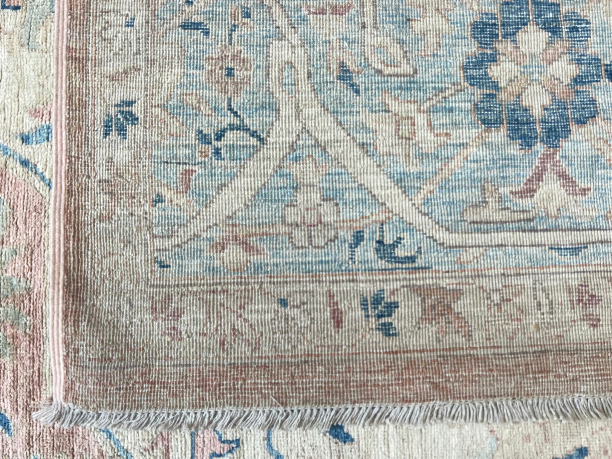 Large Aryana Rug