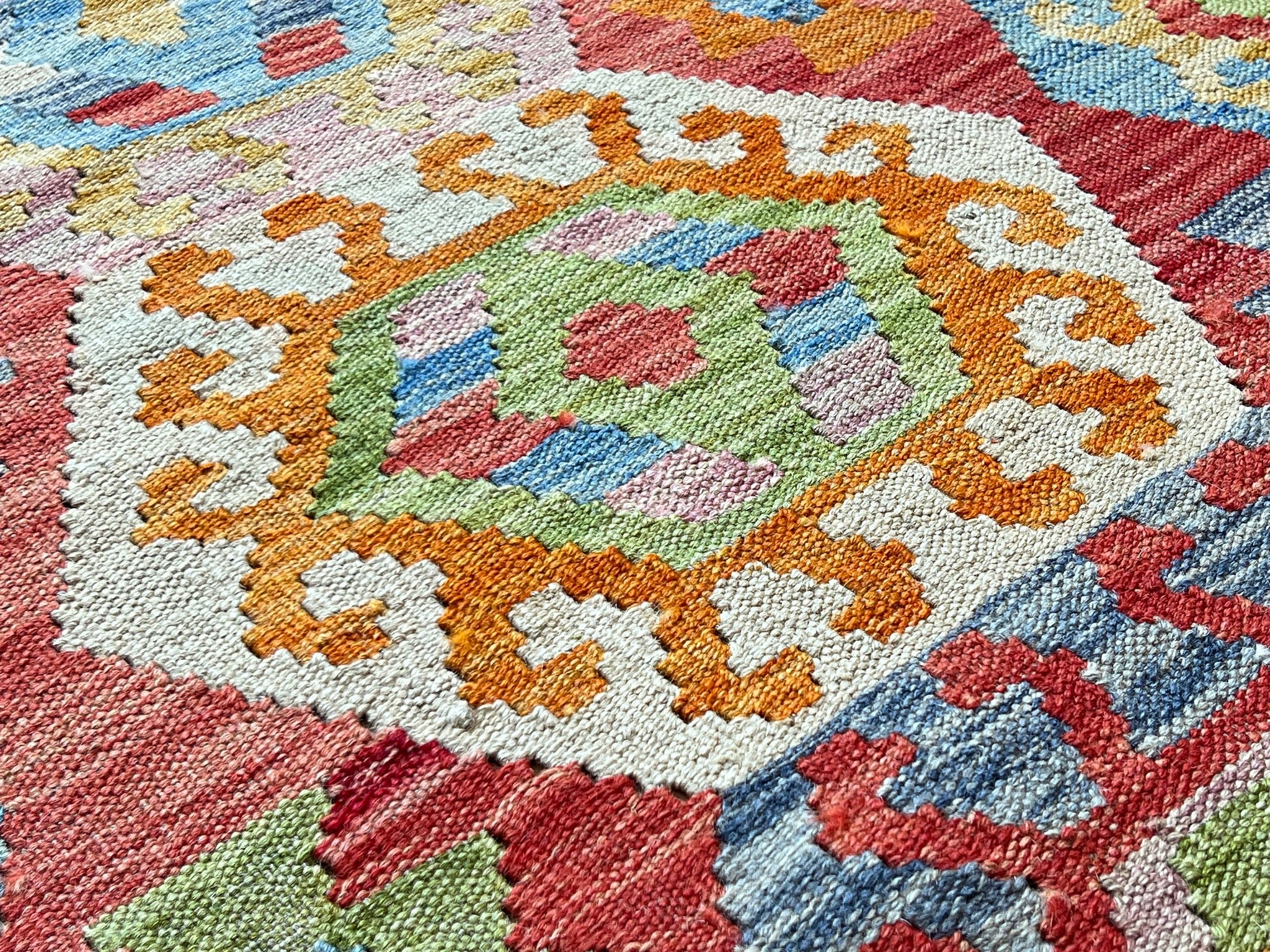 Kundoz Kilim Rug