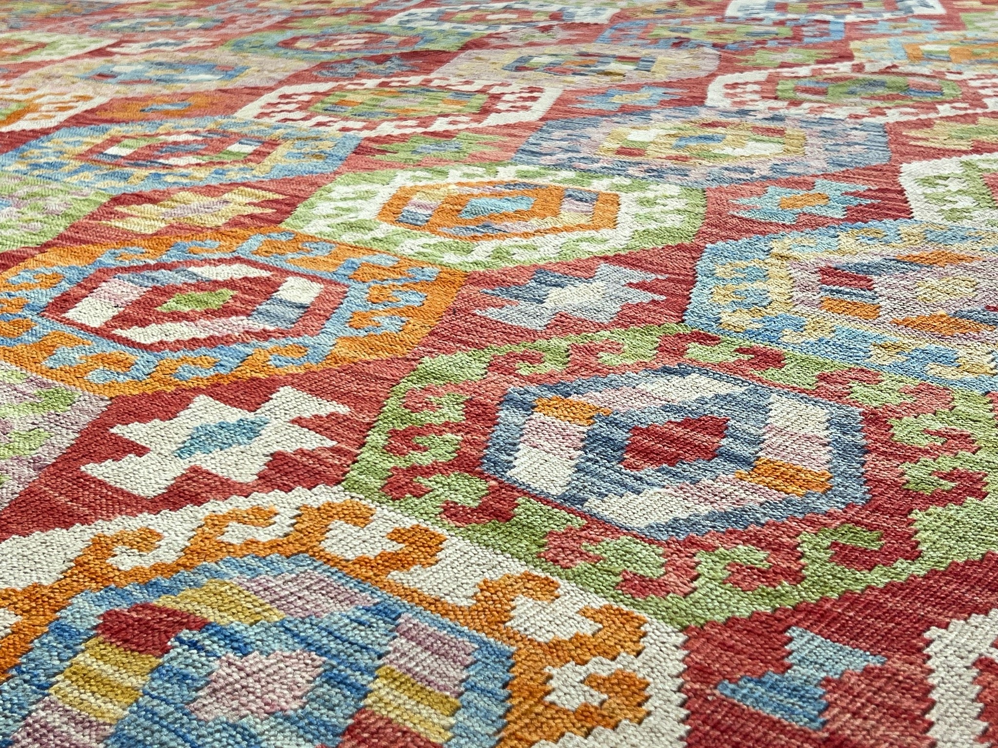 Kundoz Kilim Rug