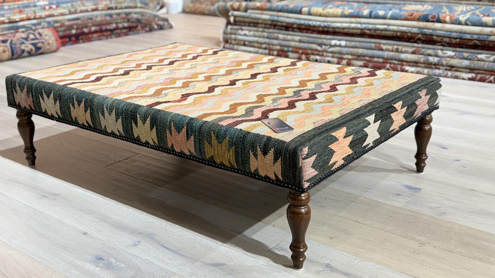 Kundoz Kilim Table