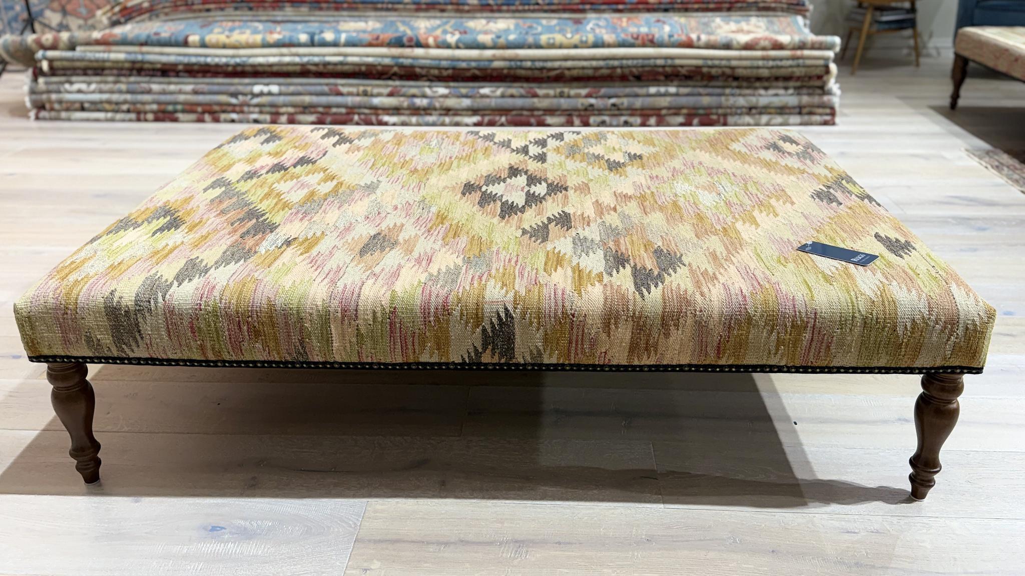 Kundoz Kilim Table