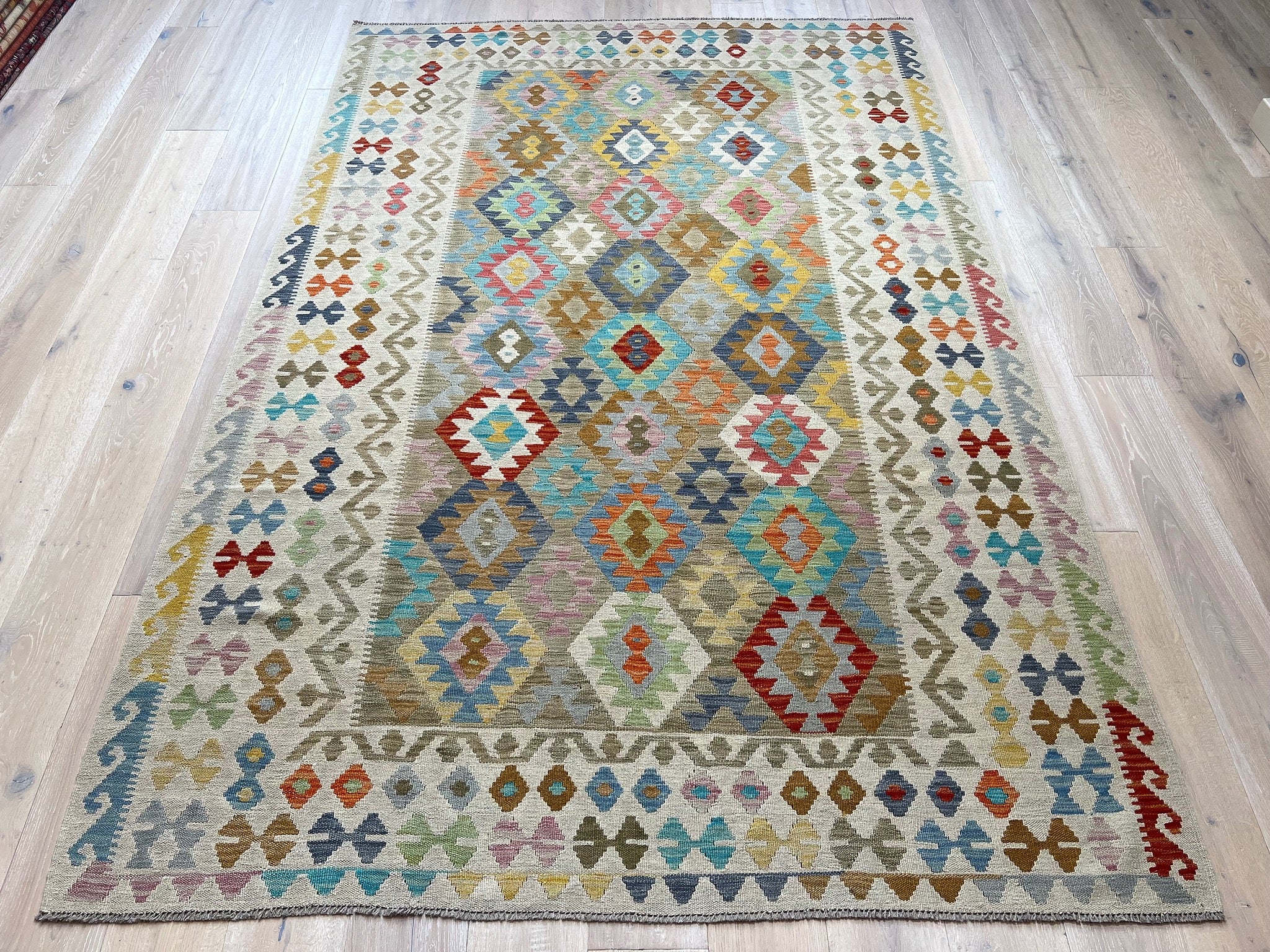 Kundoz Kilim Rug