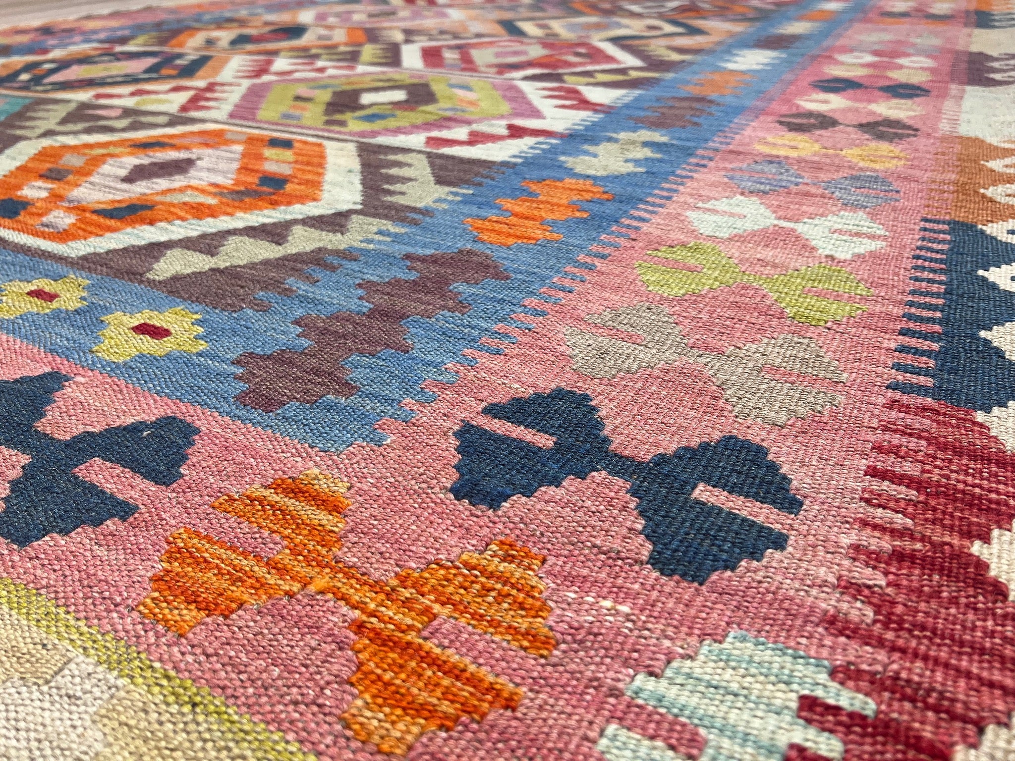 Kundoz Kilim Rug