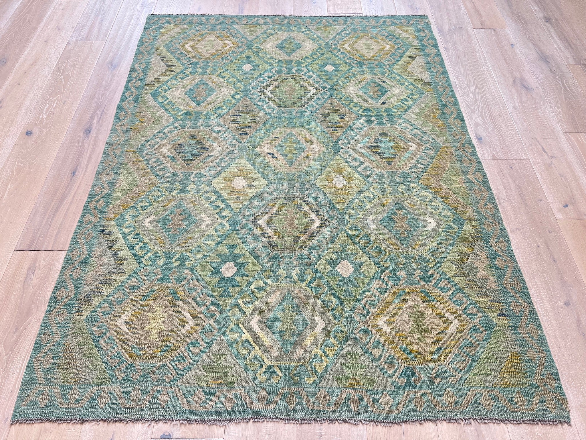 Kundoz Kilim Rug
