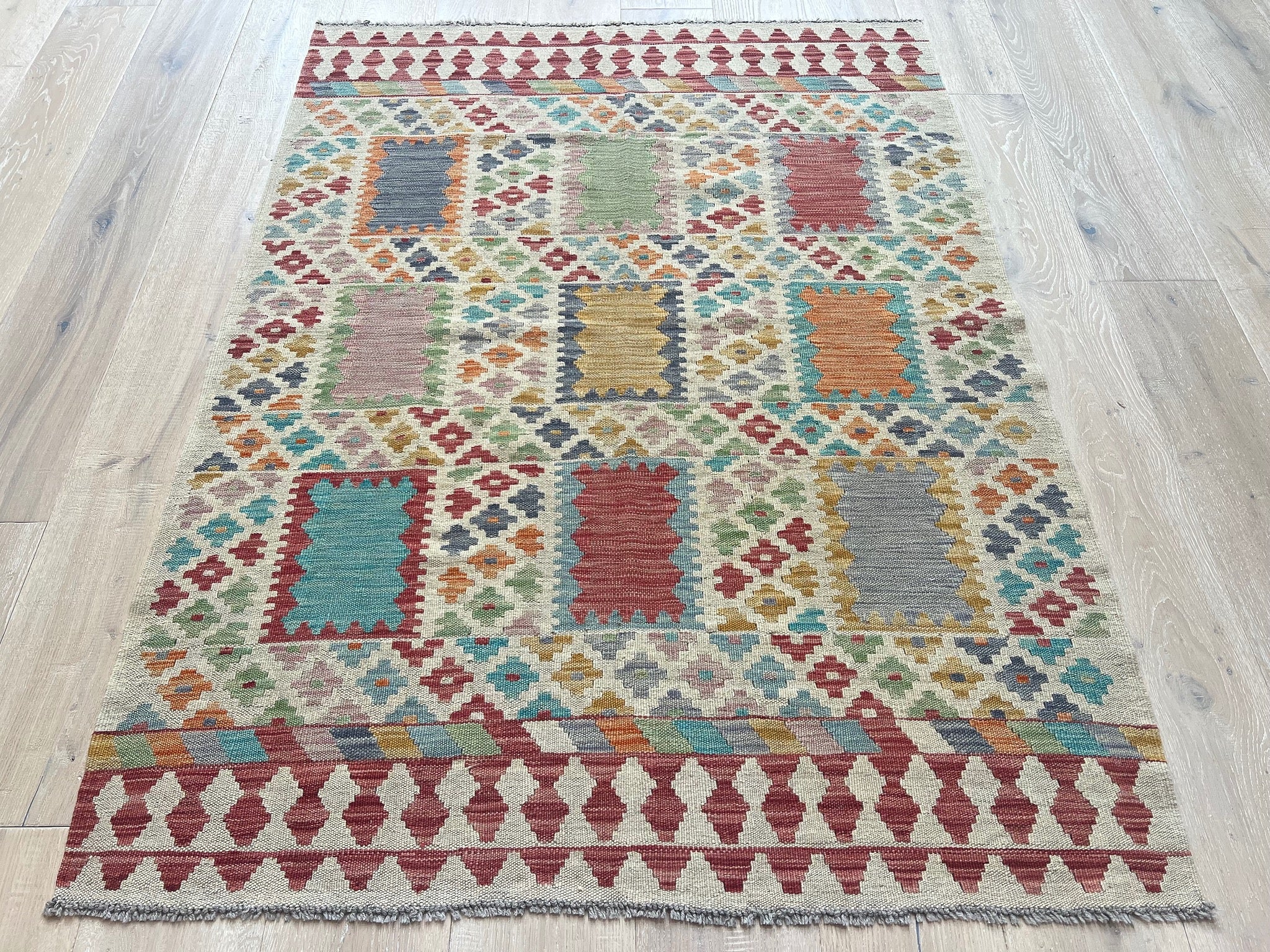 Kundoz Kilim Rug