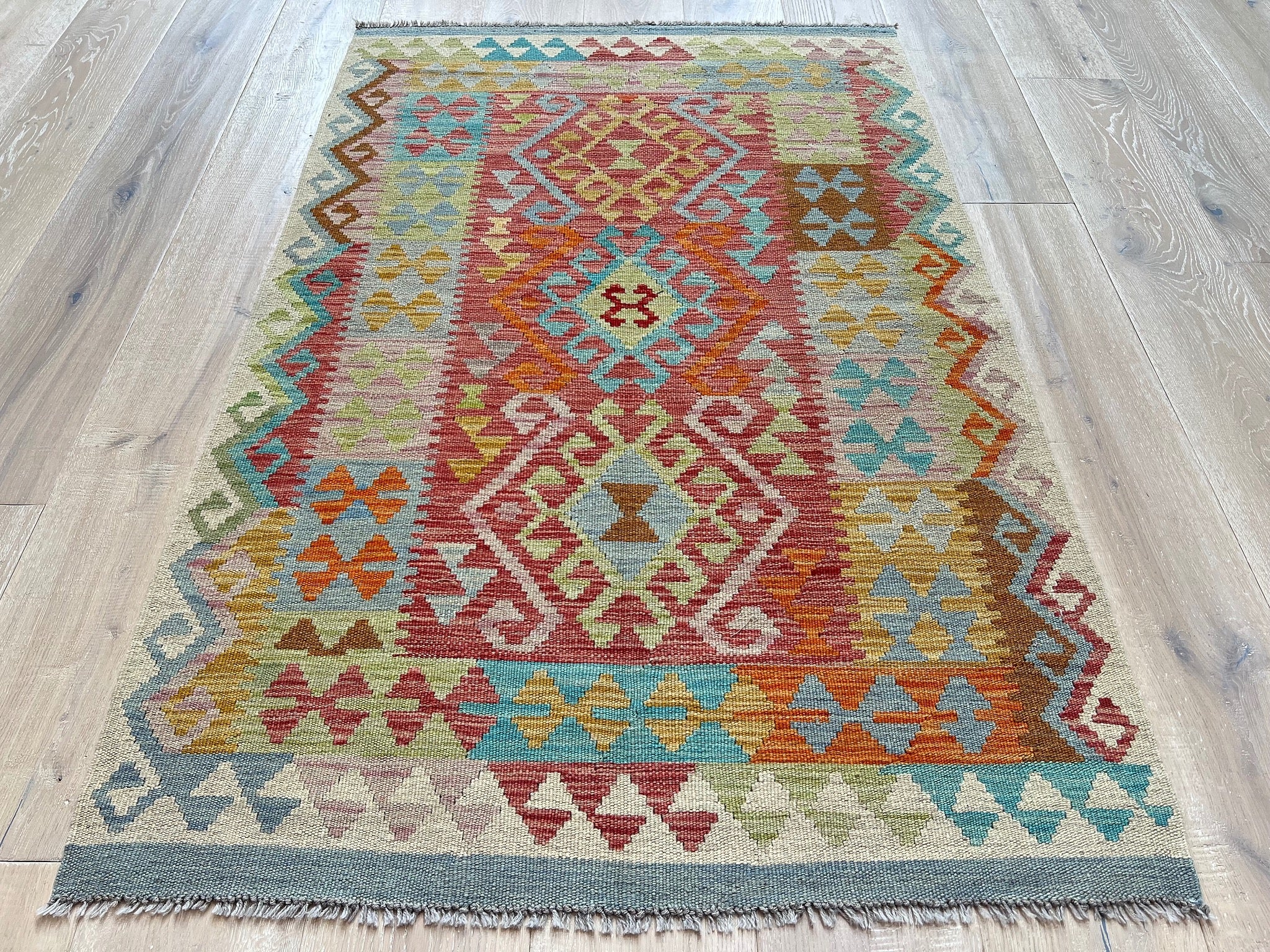 Kundoz Kilim Rug