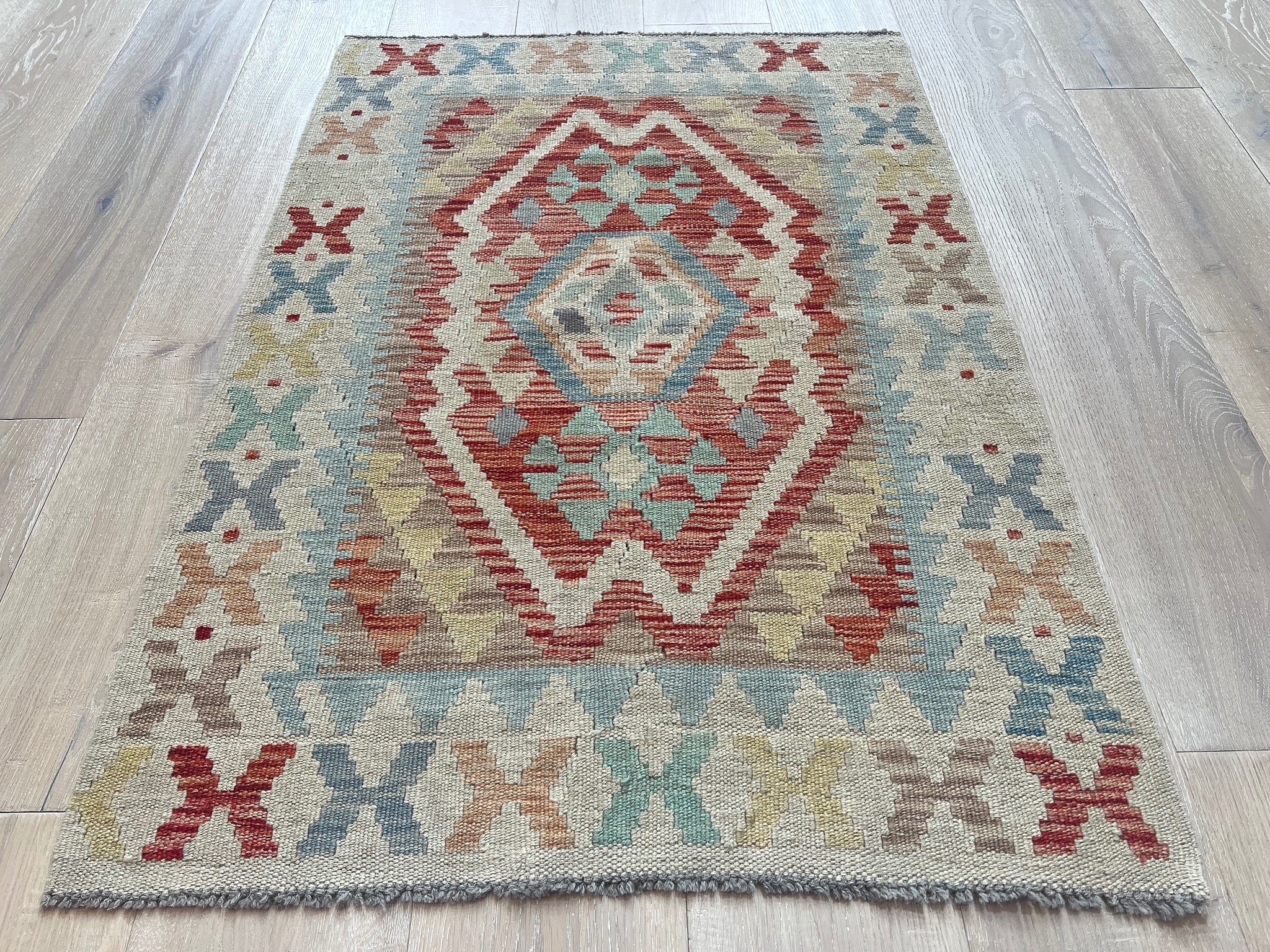 Kundoz Kilim Rug