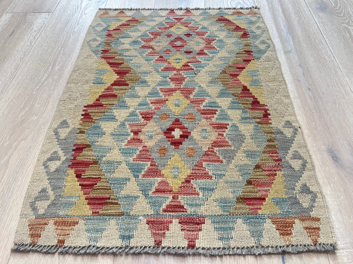Kundoz Kilim Rug