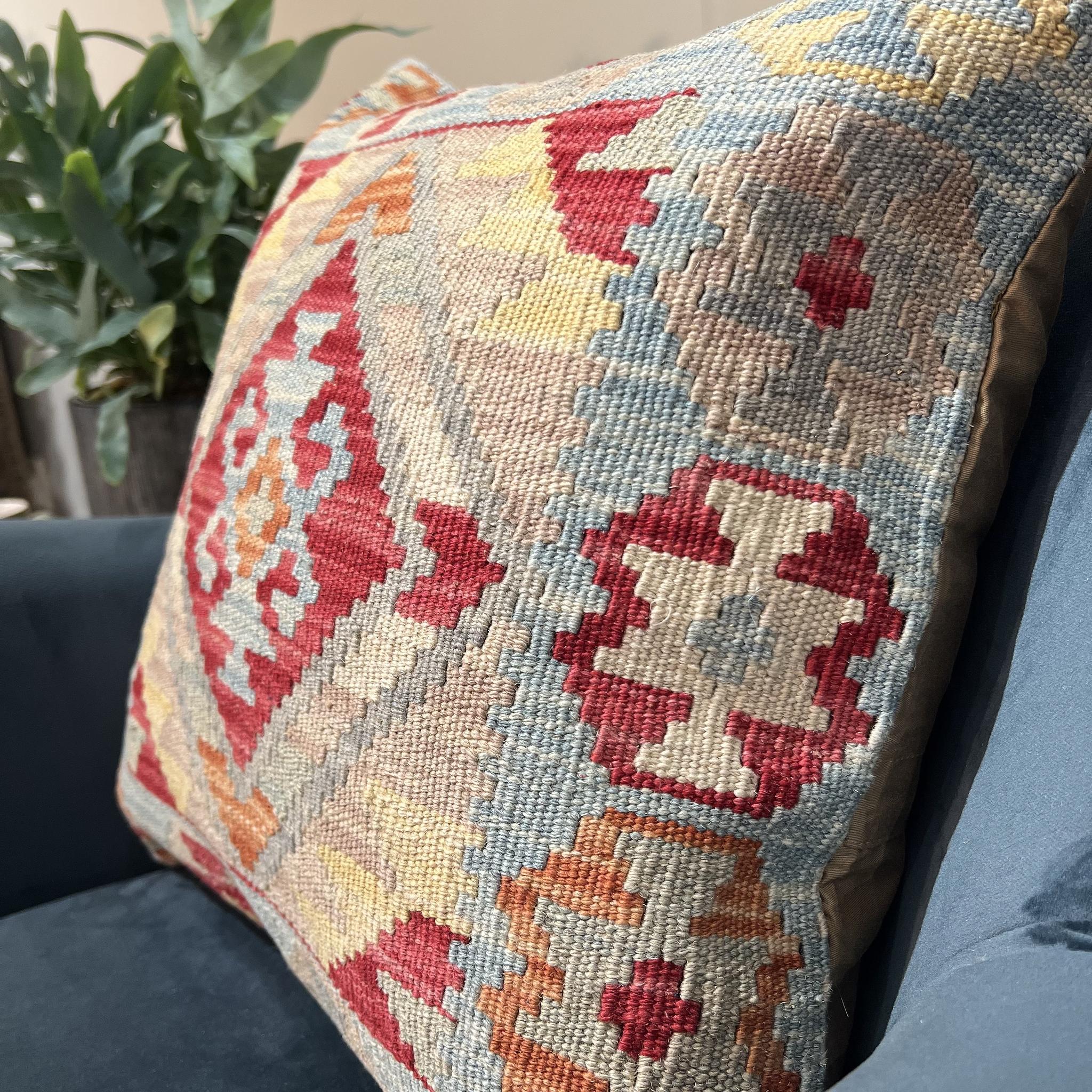 Kundoz Kilim Cushion