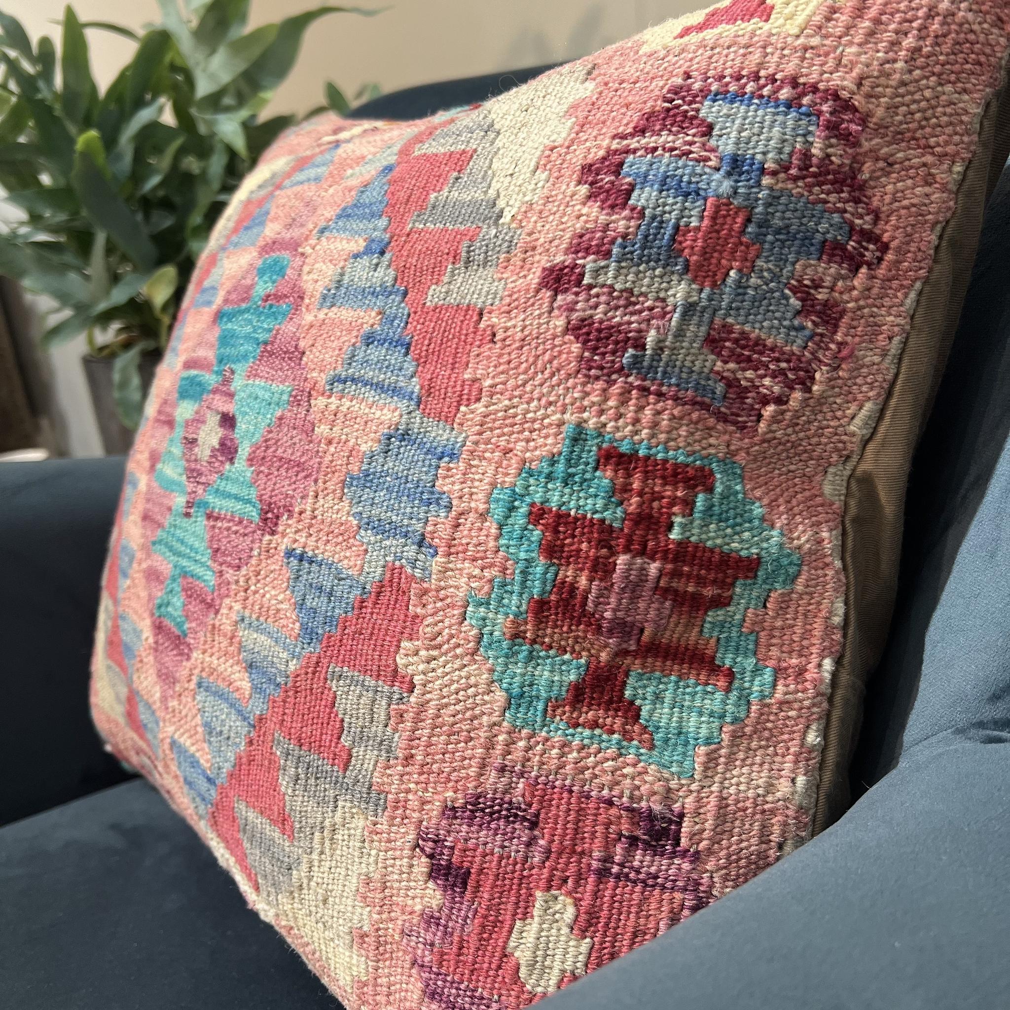 Kundoz Kilim Cushion
