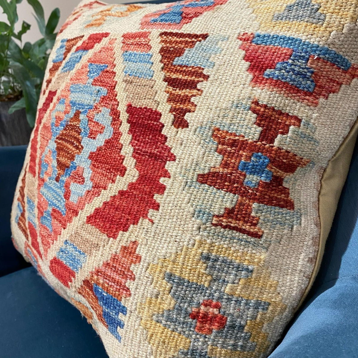 Kundoz Kilim Cushion