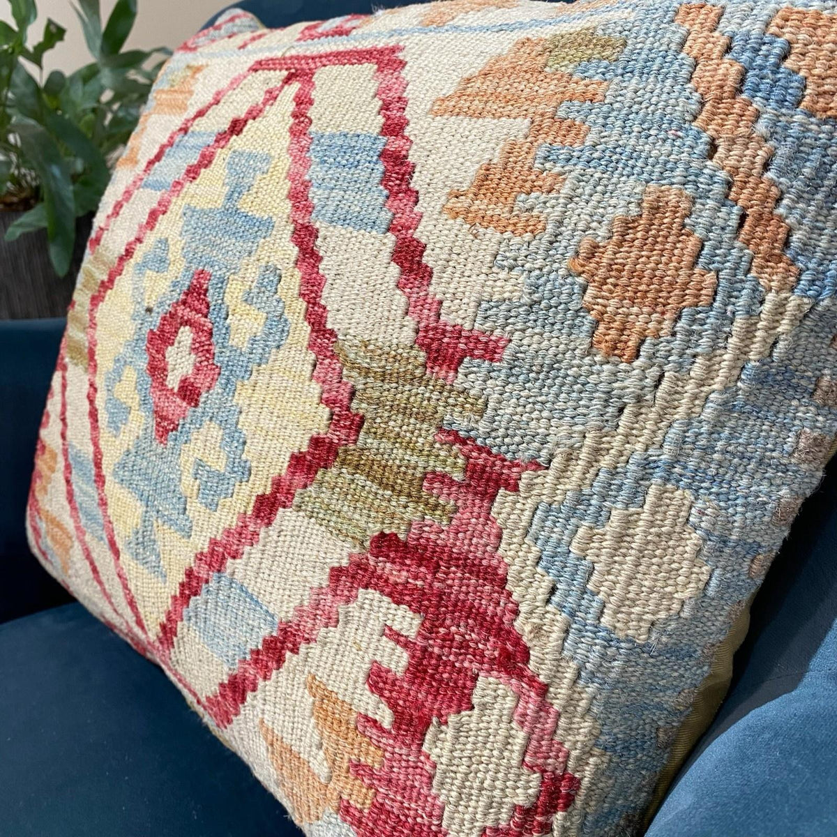 Kundoz Kilim Cushion