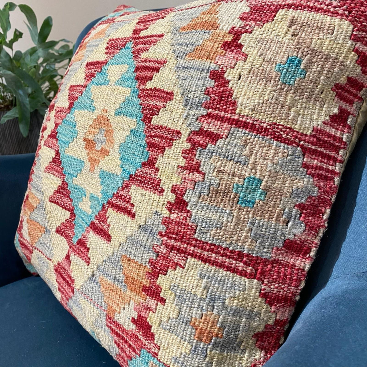 Kundoz Kilim Cushion
