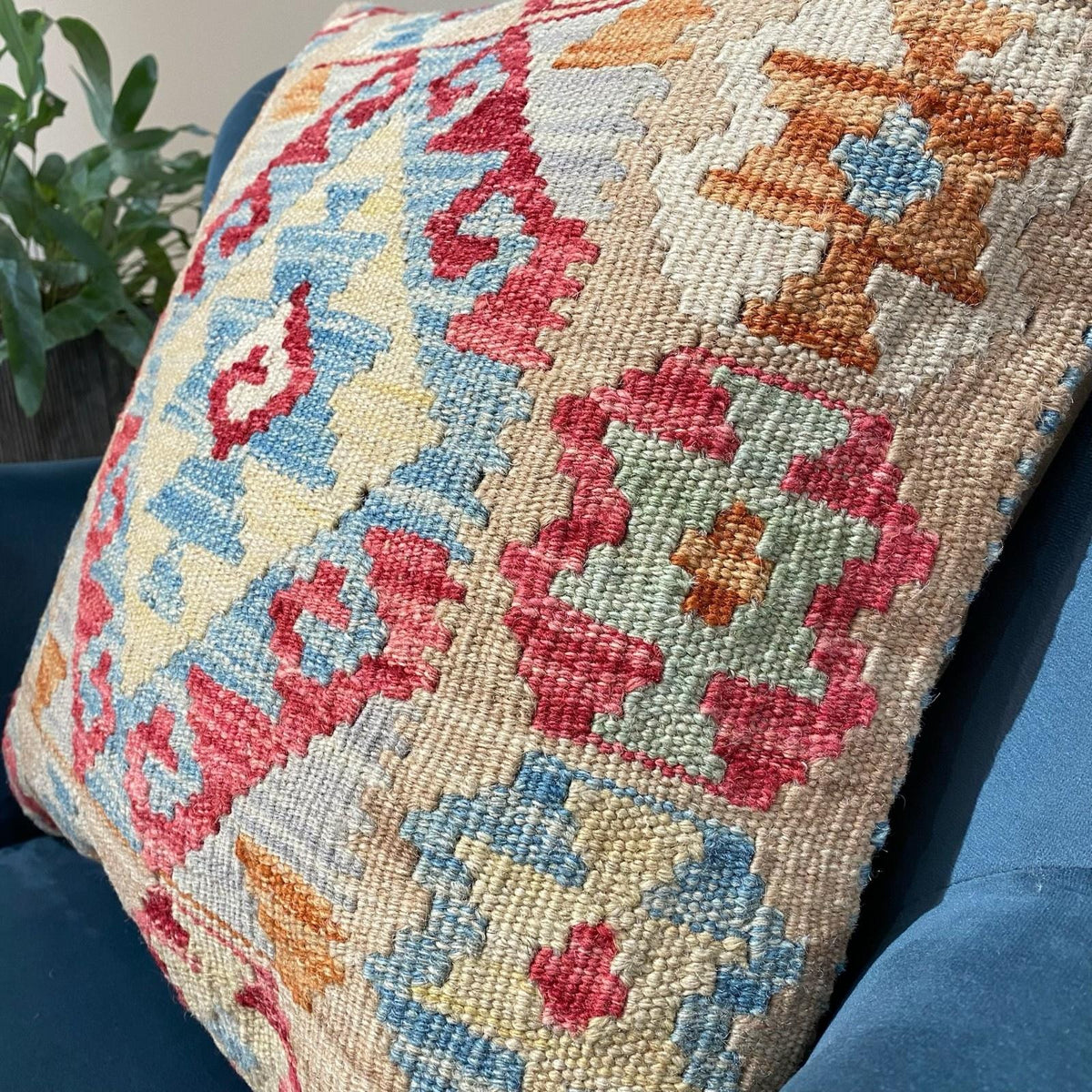 Kundoz Kilim Cushion