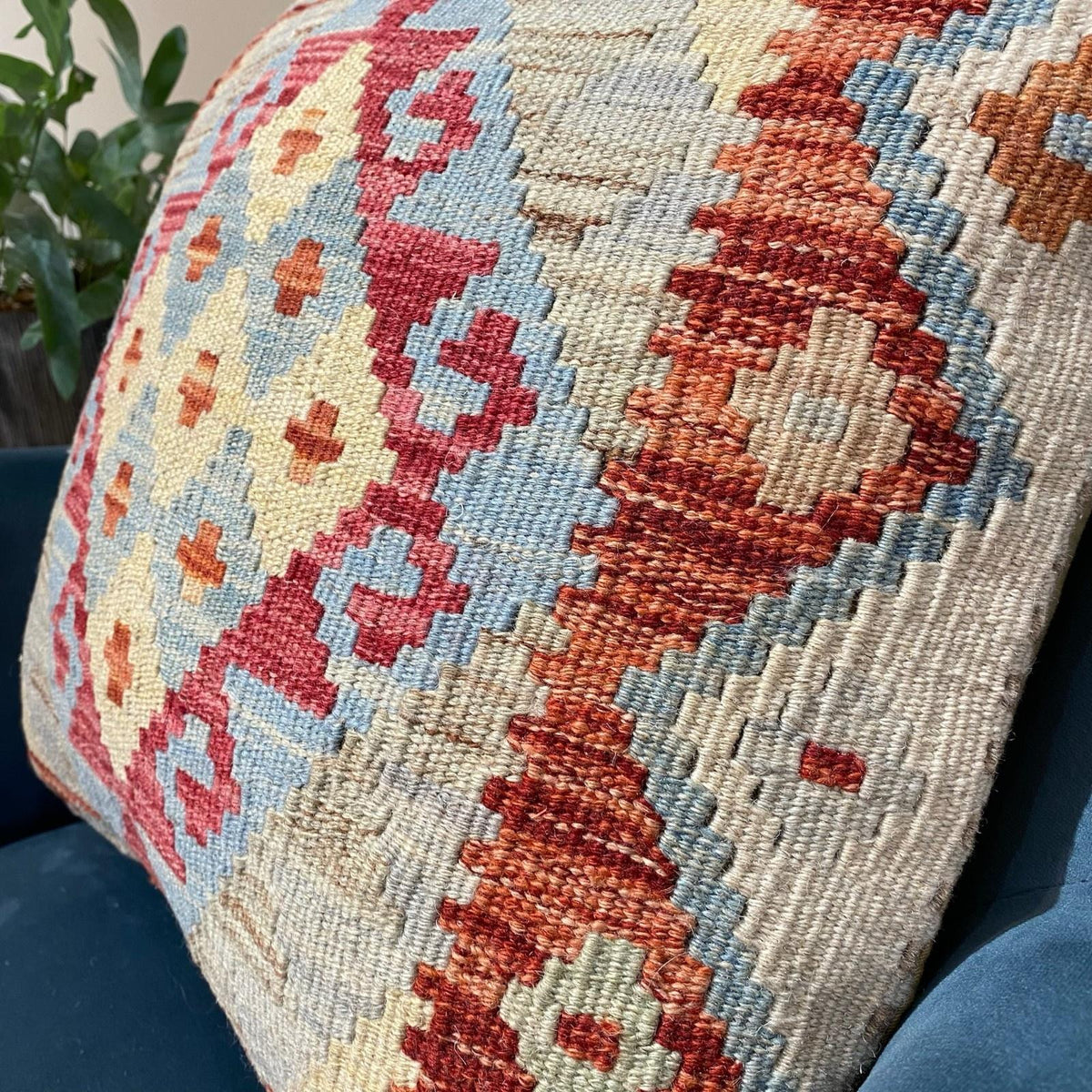 Kundoz Kilim Cushion