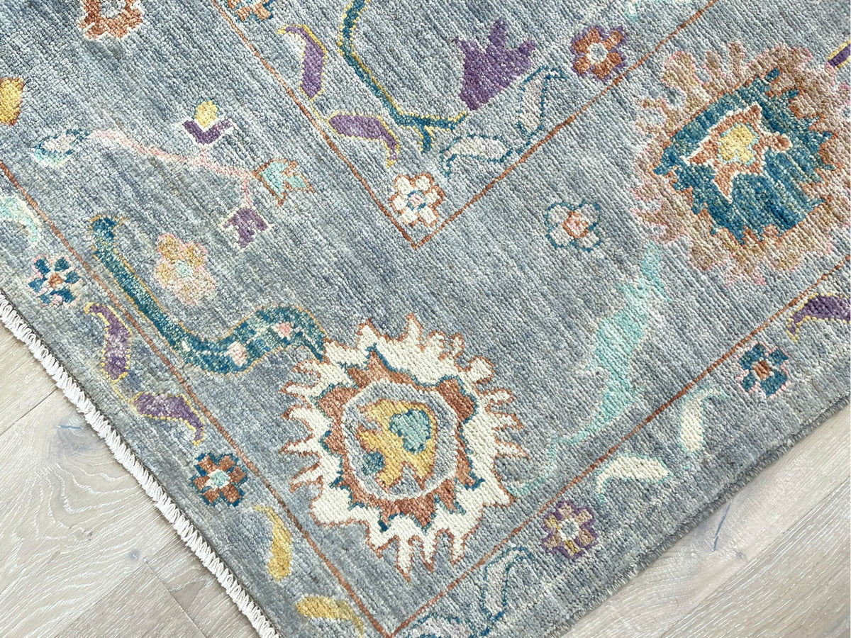 Oushak Carpet