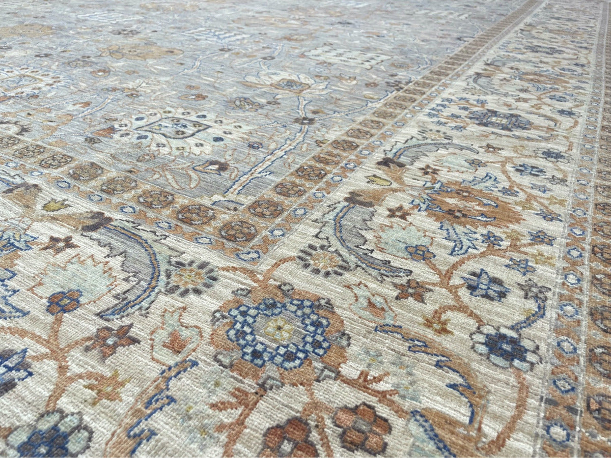 Large Fine Sultanabad Rug