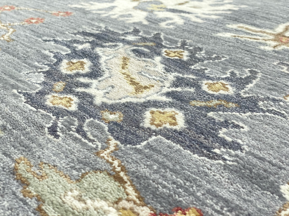 Classic Agra Rug