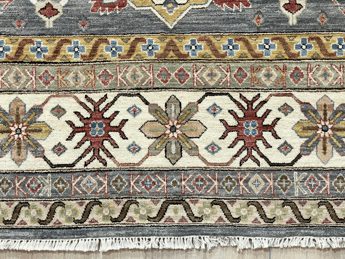 Large Classic Agra Rug
