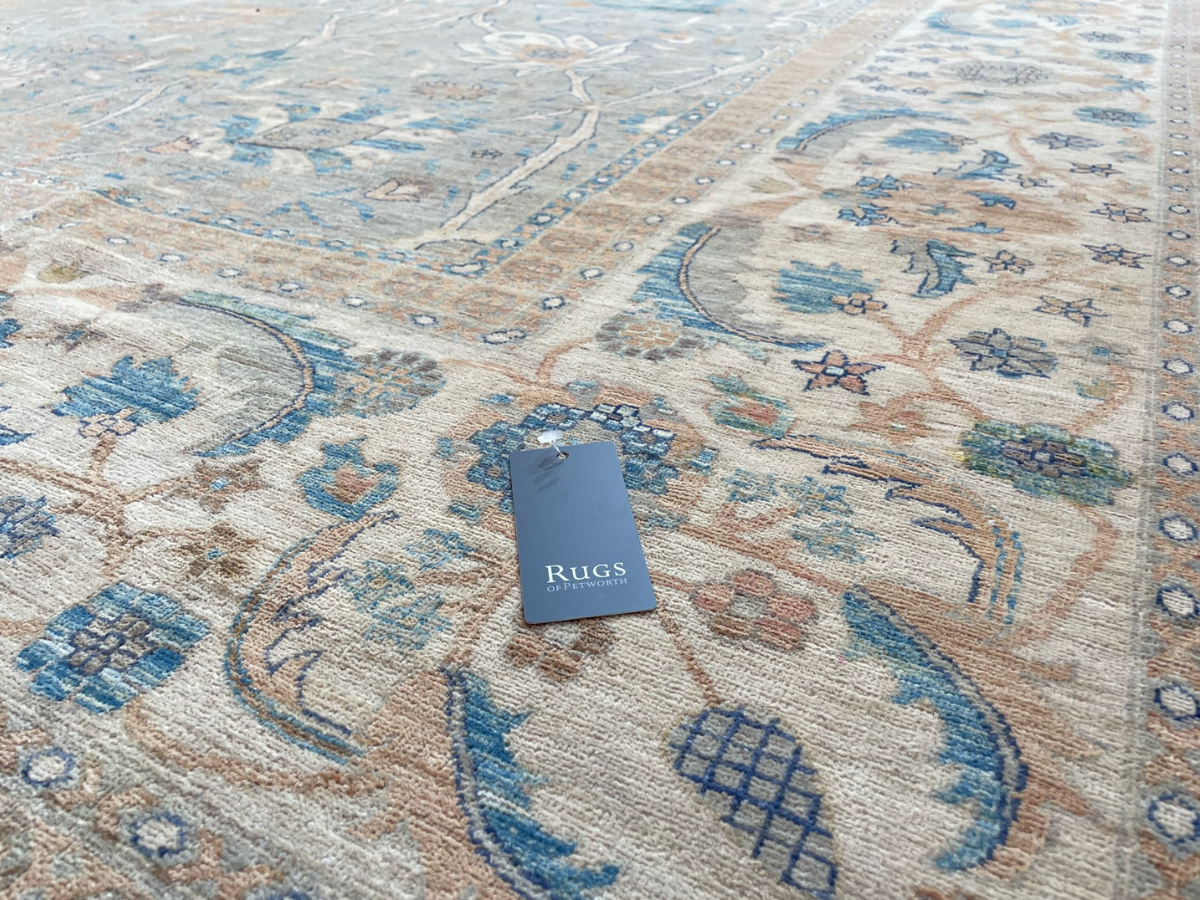 Large Fine Sultanabad Rug