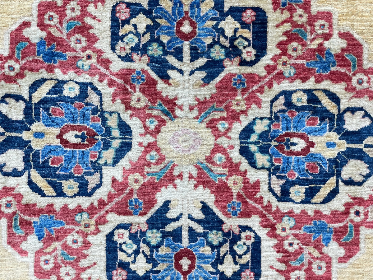 Fine Ferahagn Rug