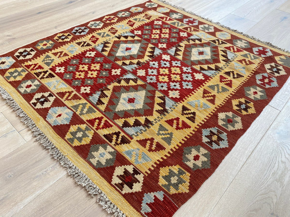 Kundoz Kilim Rug