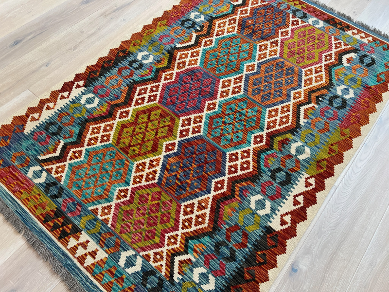 Kundoz Kilim Rug