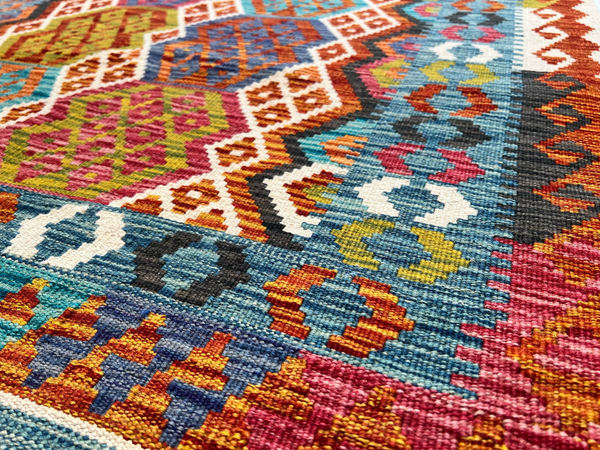 Kundoz Kilim Rug