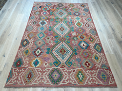 Kundoz Kilim Rug