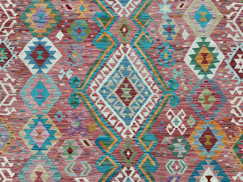 Kundoz Kilim Rug