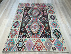 Kundoz Kilim Rug