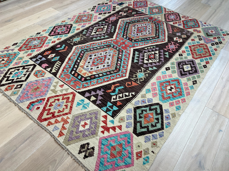 Kundoz Kilim Rug