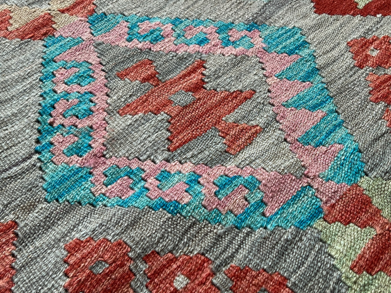 Kundoz Kilim Rug