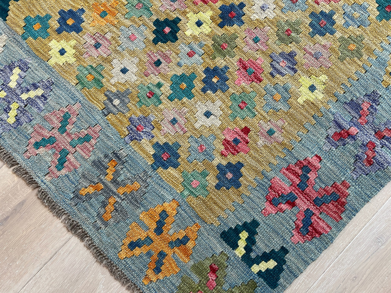 Kundoz Kilim Rug