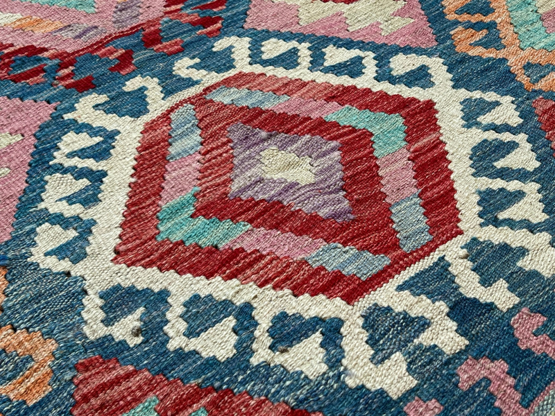 Kundoz Kilim Rug