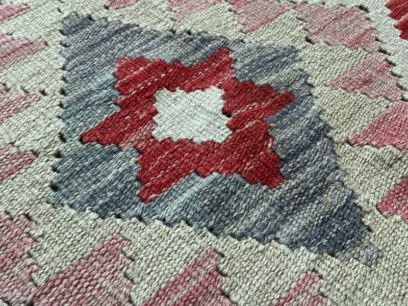 Kundoz Kilim Rug